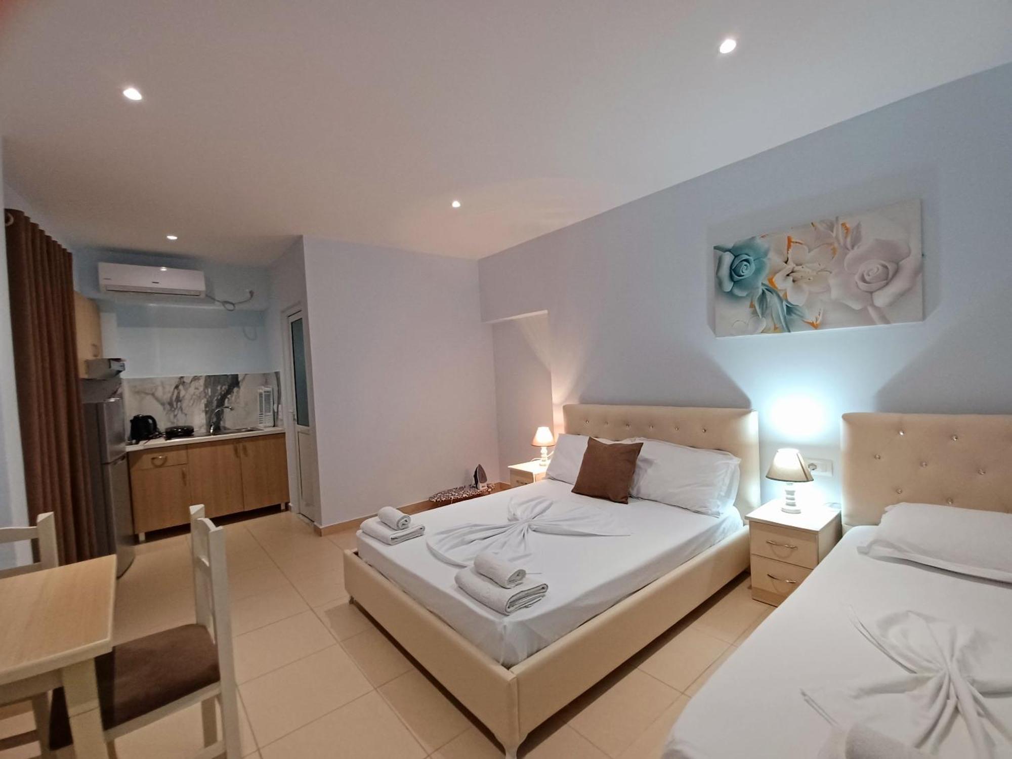 Arileo Hotel Himara Kültér fotó