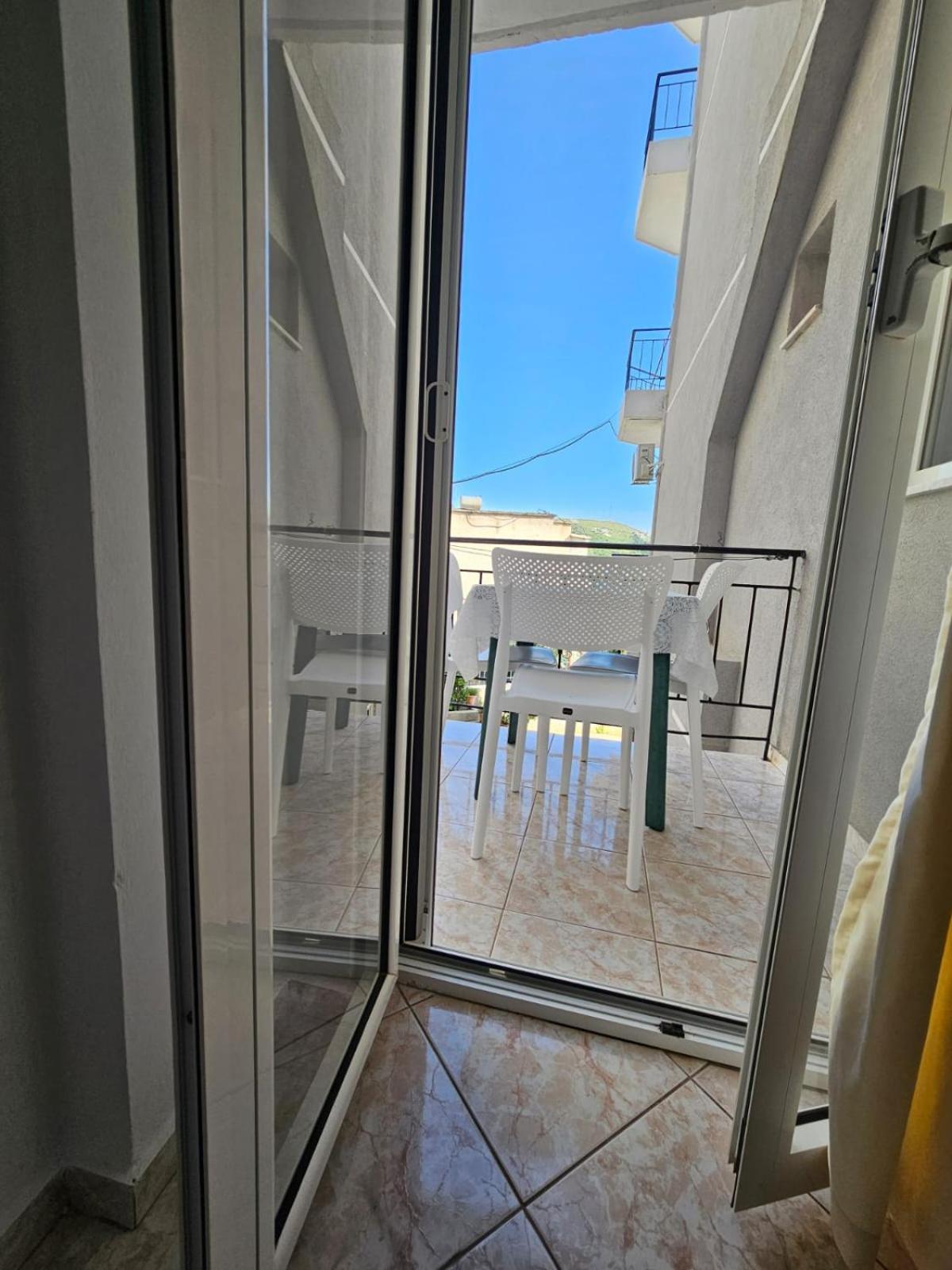 Arileo Hotel Himara Szoba fotó