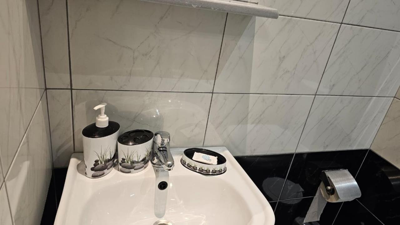 Arileo Hotel Himara Kültér fotó